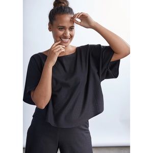 Jamie + the Jones blank canvas top